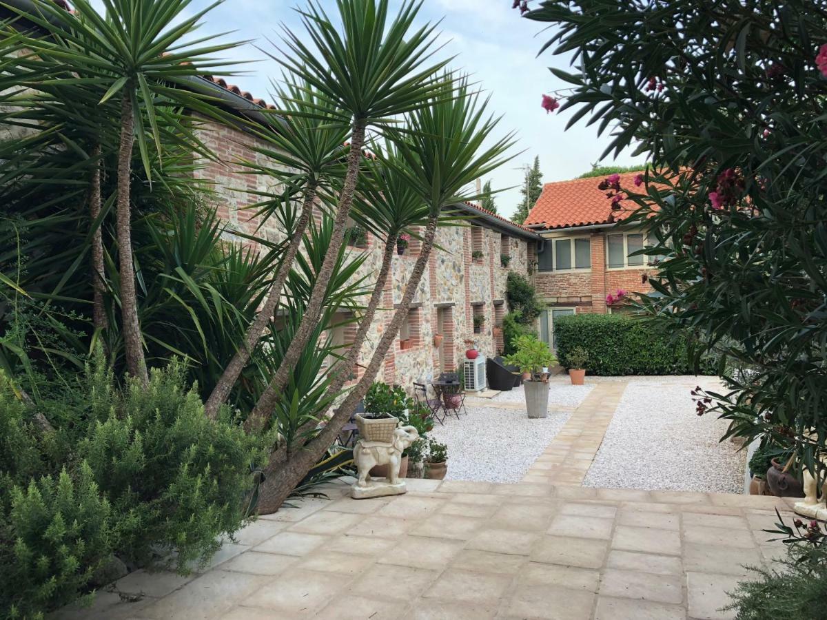 Domaine De La Tannerie Chambres D'Hotes Et Appartements Prades  Εξωτερικό φωτογραφία